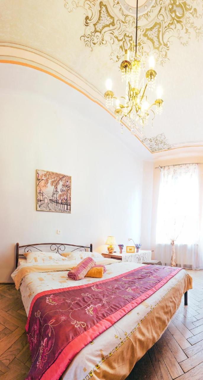 Vintage 2 With Balcony דירה